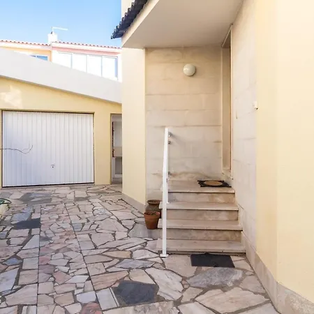 Elegant Vintage Villa- Βίλα *