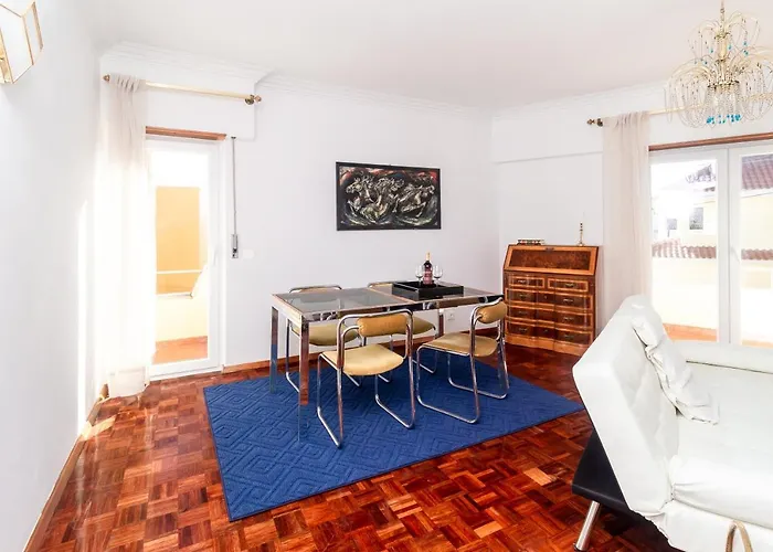 Βίλα Elegant Vintage Villa- Parede