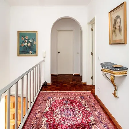 Villa Elegant Vintage Villa-